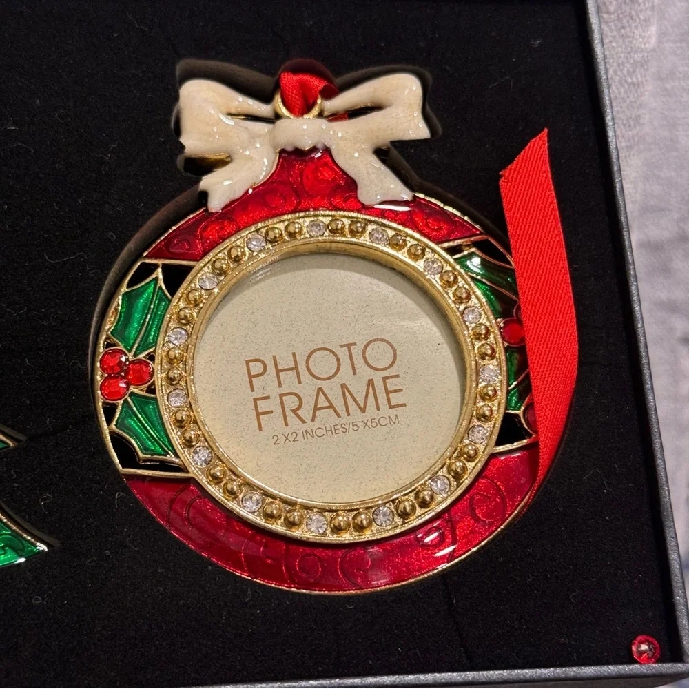Vintage Ornament Photo Frames / 2012 Military Exchange